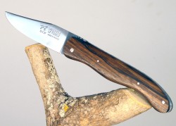 Laguiole Hunting Knife, Forged Spring, Walnut Full Handle image 5