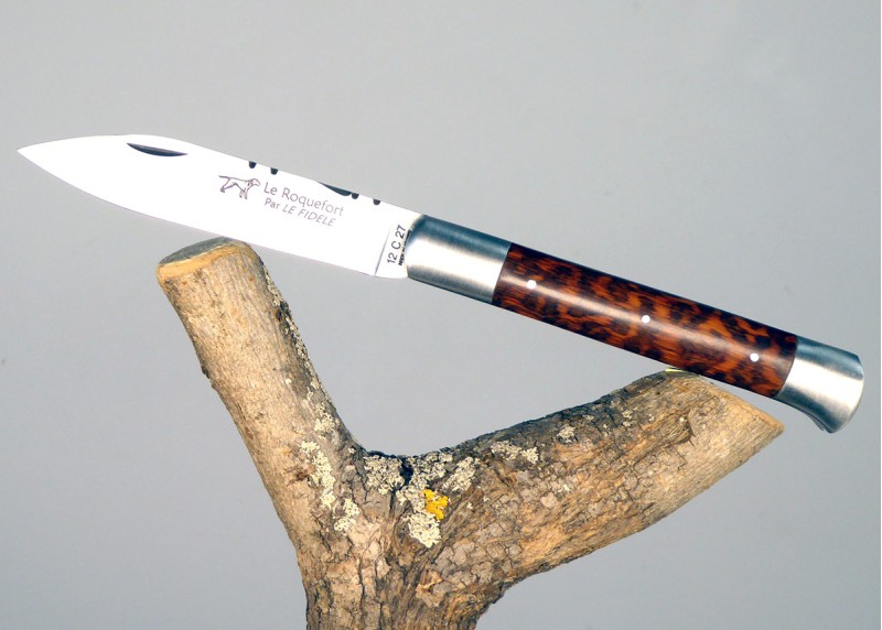 Couteau Roquefort avec son manche en bois d'amourette image 2