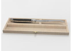 Couteau à fromage Laguiole avec un manche en bois d'ébène et mitres inox image 1