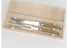 Service à viande Laguiole avec un manche en bois de chêne et mitres inox image 1
