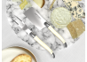 Service à fromage Laguiole avec un manche en os de bovin et mitres inox image 3