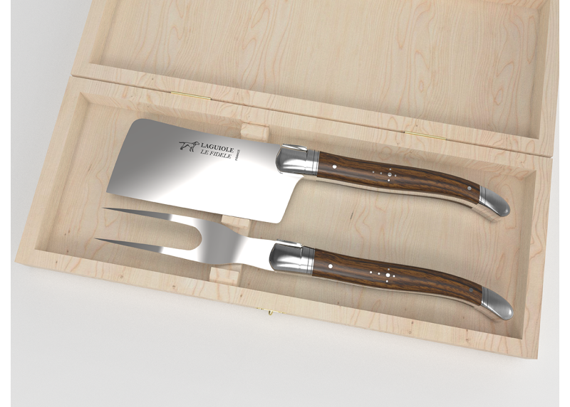 Service à fromage Laguiole avec un manche en bois de noyer et mitres inox image 1
