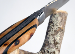 Rounded forged Laguiole knife, Juniper and Ebony wood handle image 13