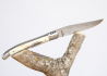 Laguiole Knife with Damascus Blade, Blond Horn tip handle image 3