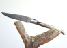 Laguiole Knife with Damascus Blade, Blond Horn tip handle image 12