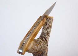 Laguiole de Chasse Forgé, Plein Manche en Bois d'Olivier image 6
